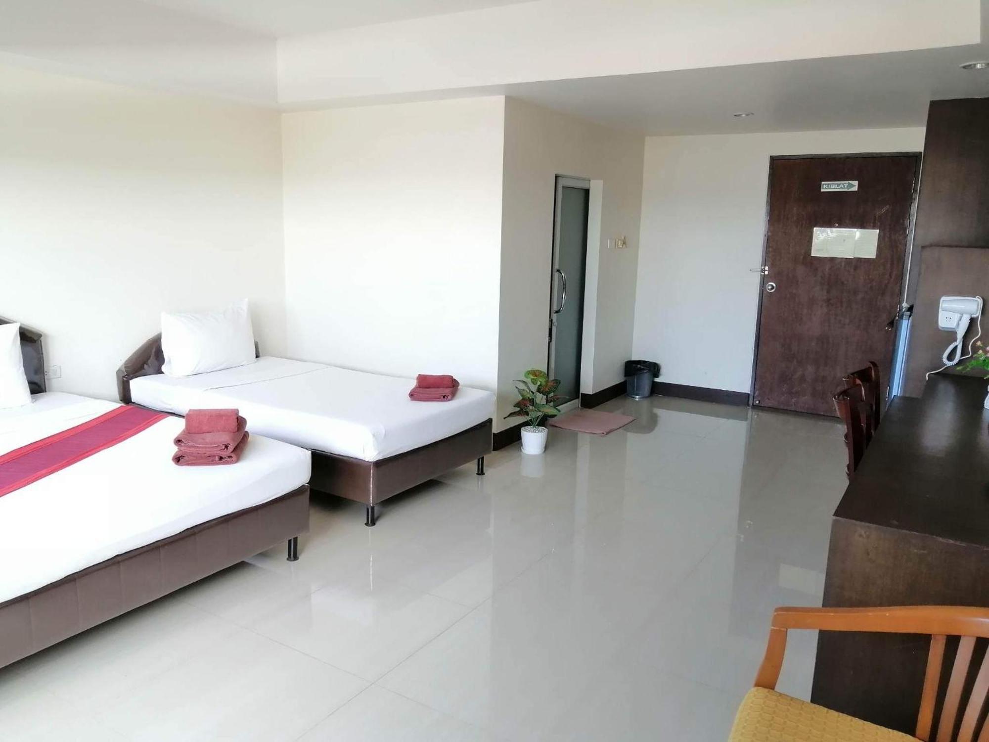 Pearl Place Hotel Хатъяй Экстерьер фото