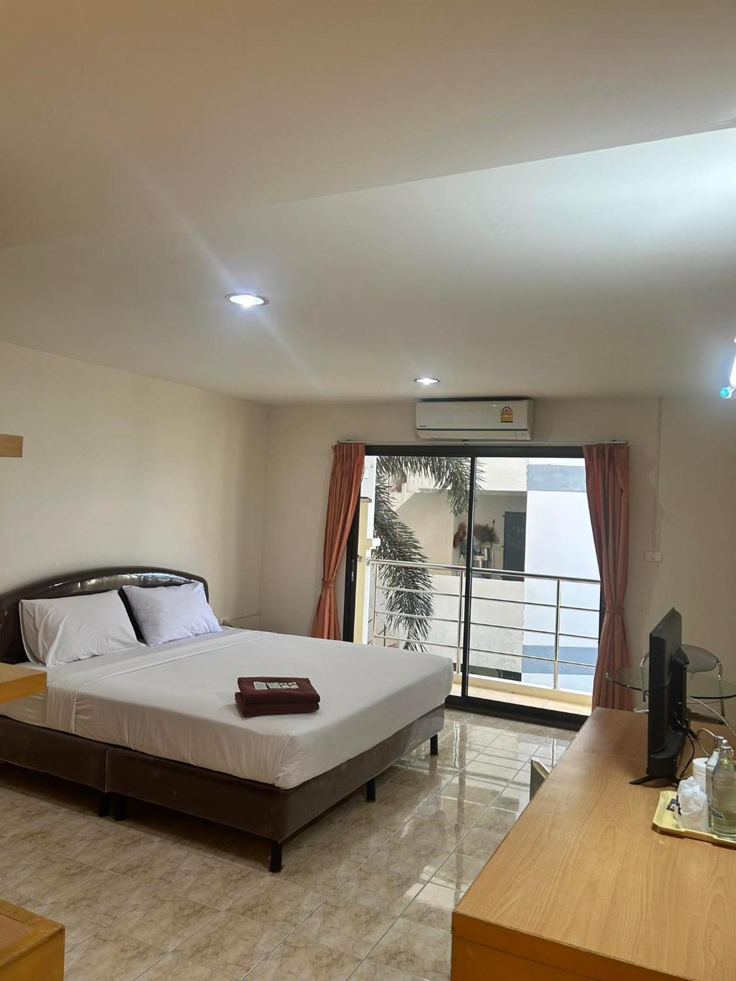 Pearl Place Hotel Хатъяй Экстерьер фото